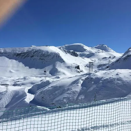 In With Sauna & Hot Tub Les Deux Alpes