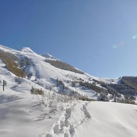 In With Sauna & Hot Tub