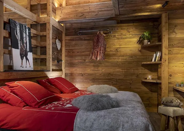 In With Sauna & Hot Tub